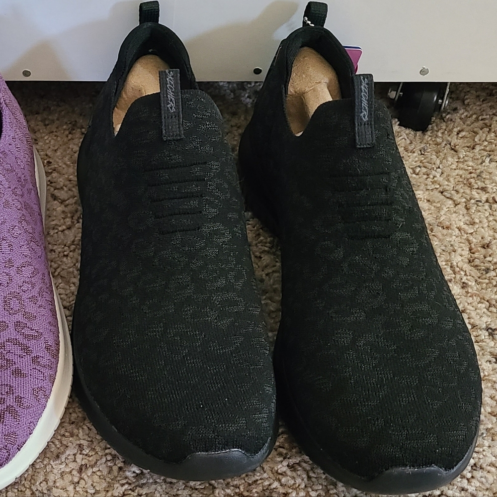 Leopard cheetah slide slip on skechers